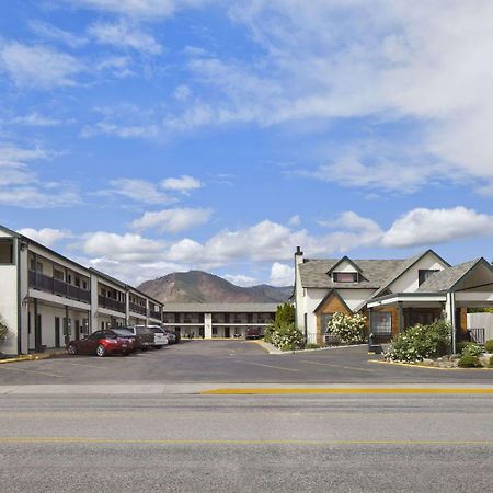 Travelodge By Wyndham Wenatchee Exterior foto